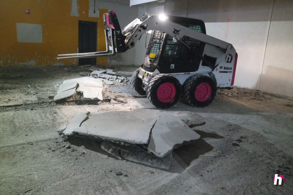 Hein Heun Sloopwerken - Verwijderen cementdekvloer Hoogeveen