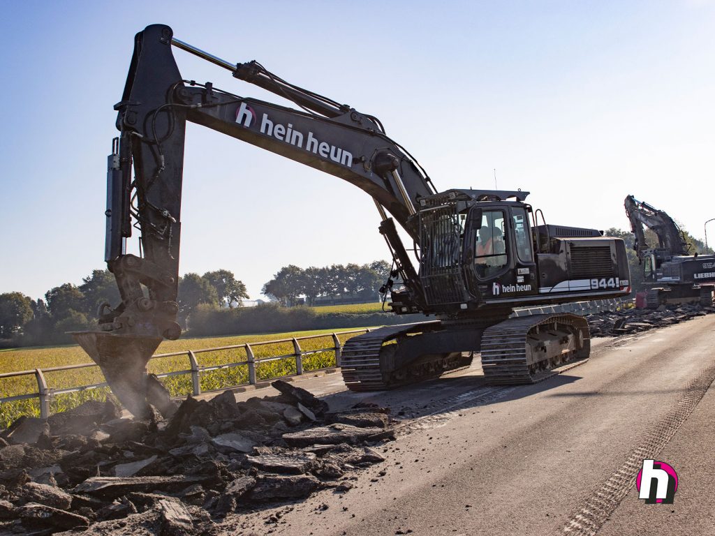 Hein Heun - Asfalt rippen N343 38,0 Askampjesbrug
