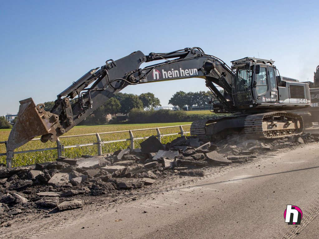 Hein Heun - Asfalt rippen N343 38,0 Askampjesbrug