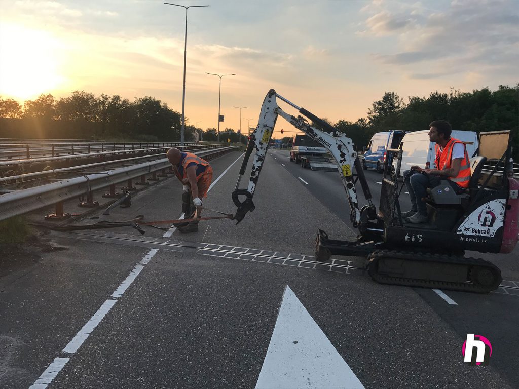 Hein Heun - Voegrubber verwijderen brugovergang
