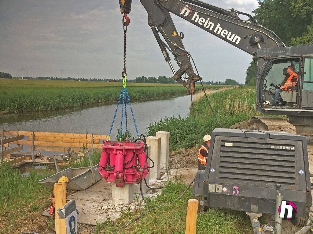 Hein Heun - Palen kraken - hydraulisch koppensnellen - Swifterbant