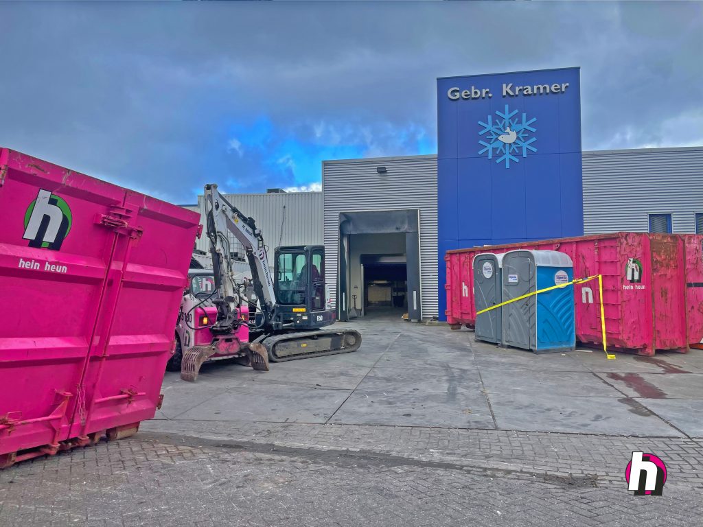 Hein Heun - Renovatiesloop bedrijfshal op Urk